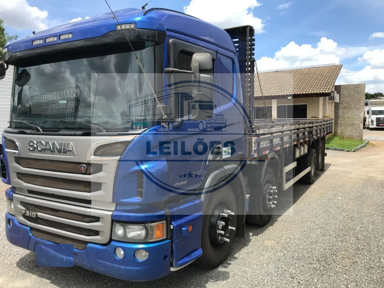 Scania P310 - 6x2 - 2015 - Carroceria