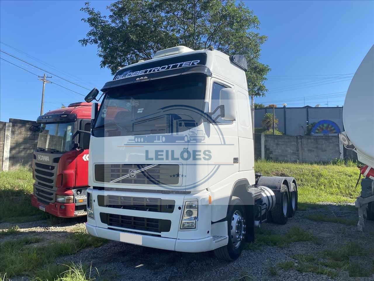 VOLVO FH 440 - GLOBETROTTER - 6x2 - 2010