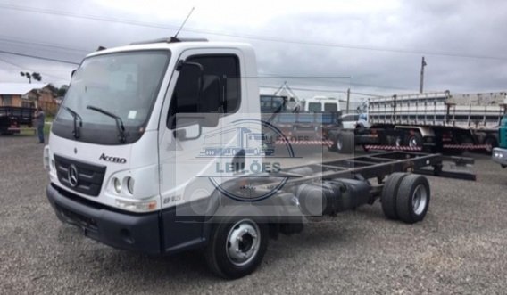 Mercedes Benz Accelo 815 - 4x2 - 2013 - Chassi