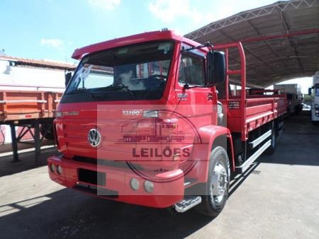 Volkswagen 13-190  - 4x2 - 2014 - Carroceria 