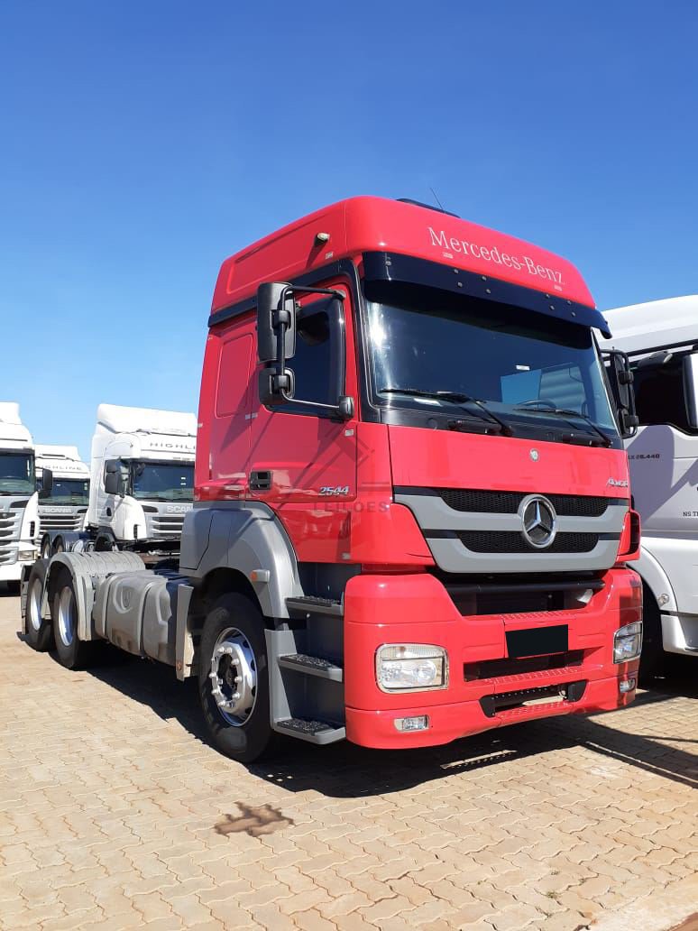 Mercedes Benz Axor 2544 S - 6X2 - 2015