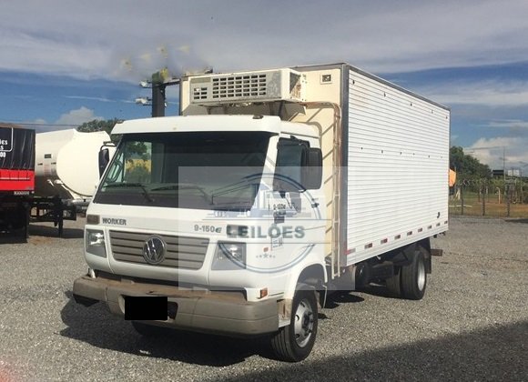 Volkswagen Worker 9-150 - 4x2 - 2009 - Baú Refrigerado 