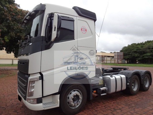 Volvo FH 460 - 6X4 - 2016 -  Automático