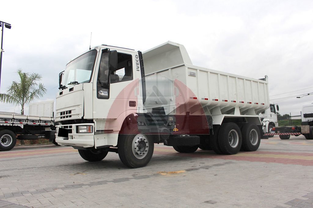 Iveco Eurocargo 260e25 - 6x4 -  2011 - Caçamba Basculante 