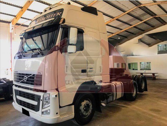 Volvo Fh 520 Globetrotter - 6x4 - 2010 - Automático