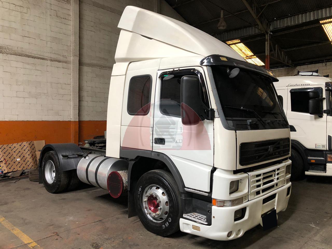 Volvo FM-10 320 - 4x2 - 2010
