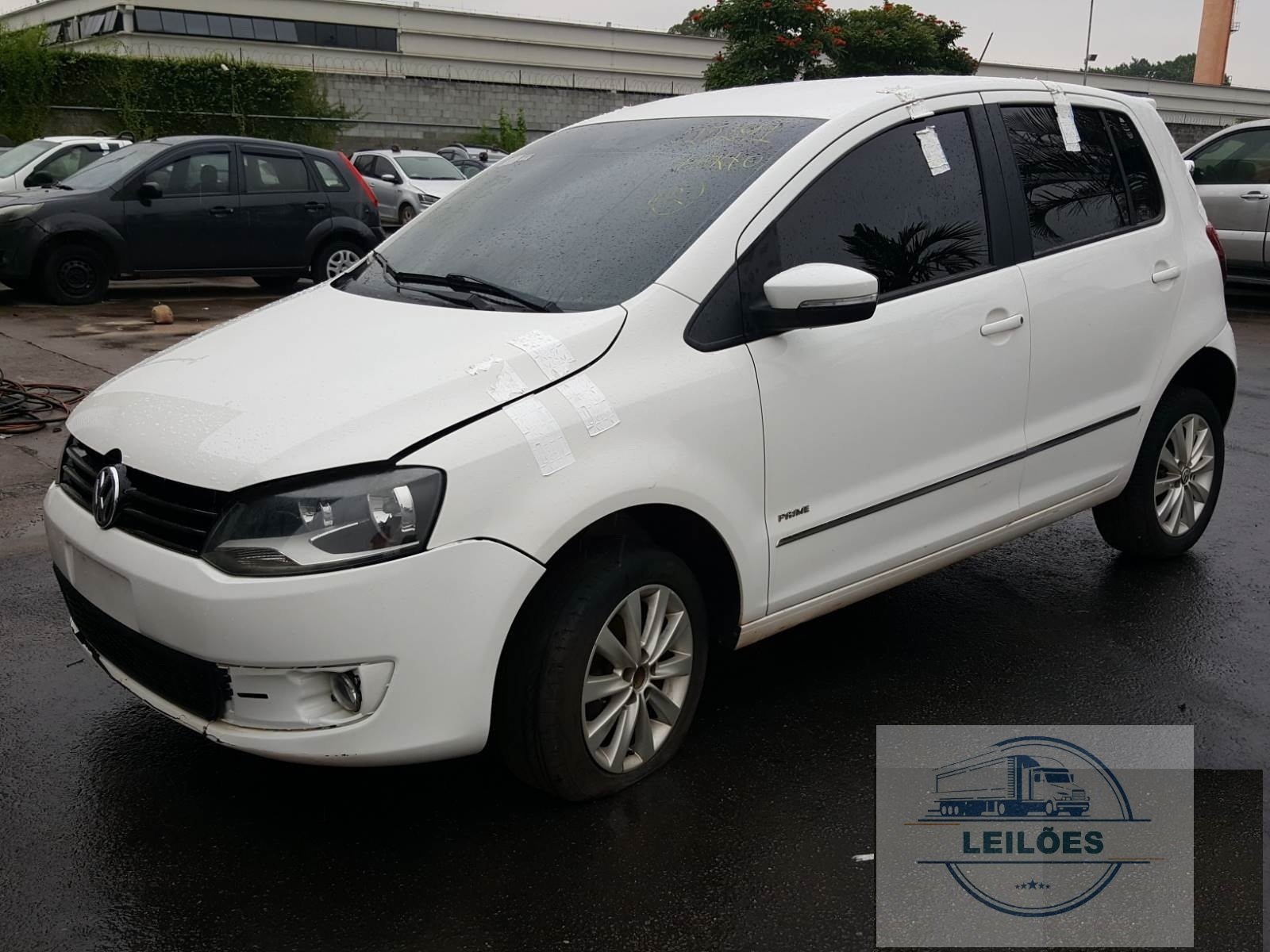 Volkswagen Fox 1.6 Mi Prime 8v 2013